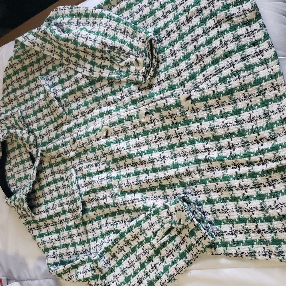 Final price💕1 S left🎉HP🎉💥New boutique Green Plaid knitted jacket - Picture 6 of 13